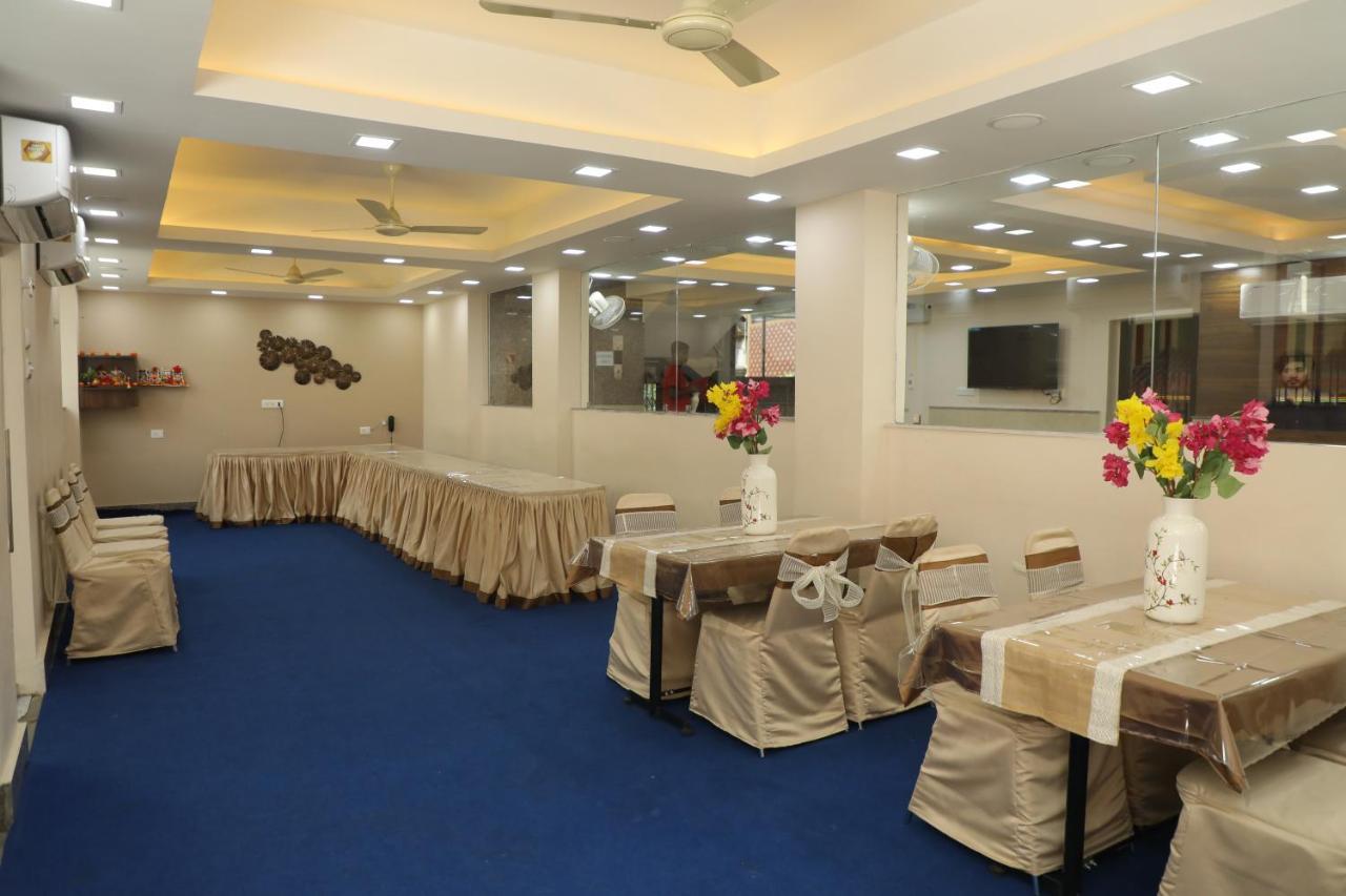 Hotel Bandhan Residency Kolkata Bagian luar foto