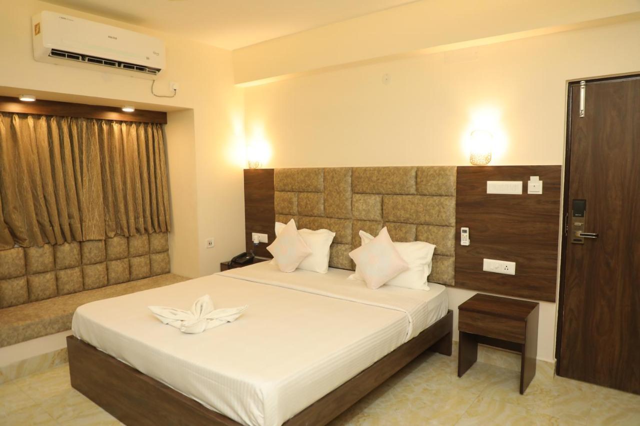 Hotel Bandhan Residency Kolkata Bagian luar foto