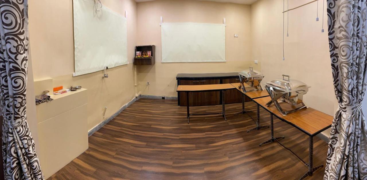Hotel Bandhan Residency Kolkata Bagian luar foto
