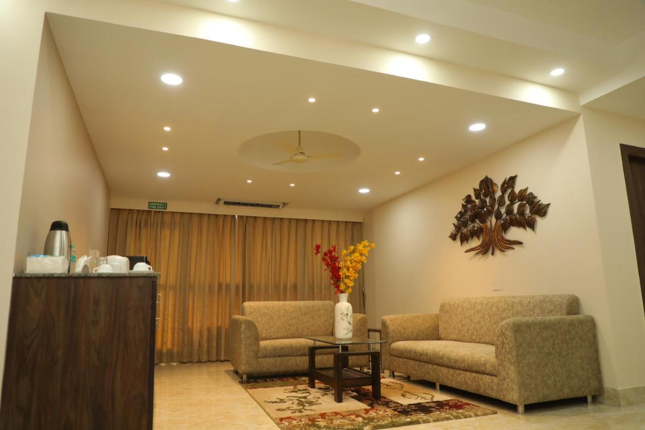 Hotel Bandhan Residency Kolkata Bagian luar foto